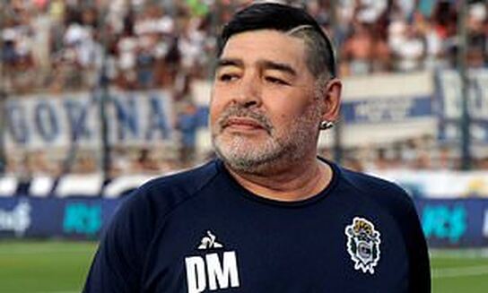 Darik elwan,Maradona